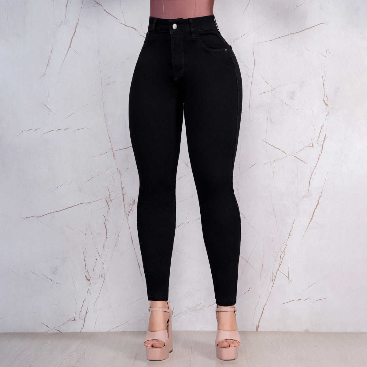 Jeans Skinny Push Up Tiro Alto Negro L6061