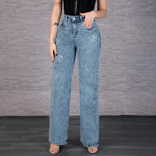 Jeans Bota Recta Strech Mujer con Flores Bordadas L6065