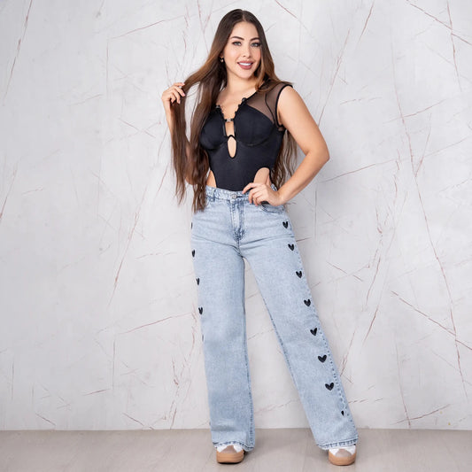 Jeans Bota Recta Rígido Mujer con Corazones Bordados R5042 - Guethe08 | Fábrica de Jeans