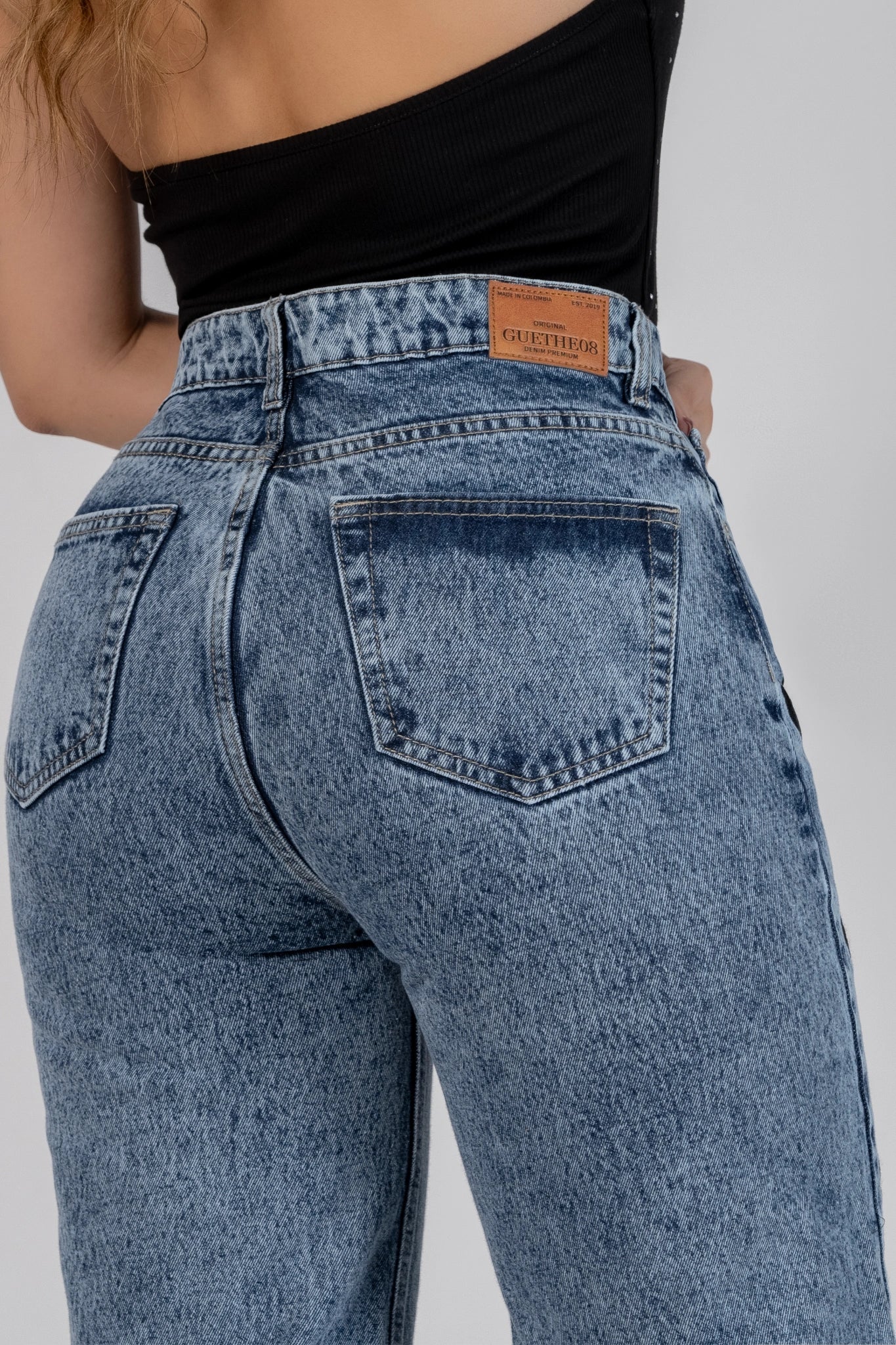 Jeans Bota Recta Rígido Mujer R5050 Corazones Bordados - Jeans Colombianos GUETHE08