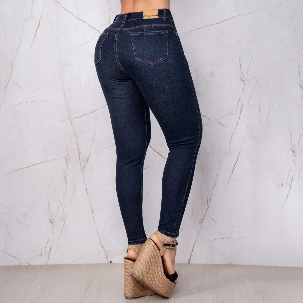 Jeans Skinny Push Up Tiro Alto L6055 - Guethe08 | Fábrica de Jeans