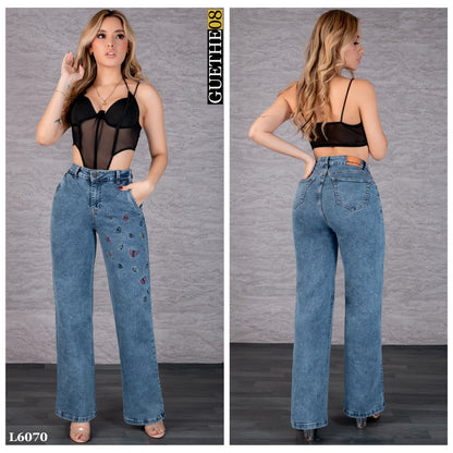 Jeans Bota Recta Strech Mujer con Mariposas Bordadas L6070