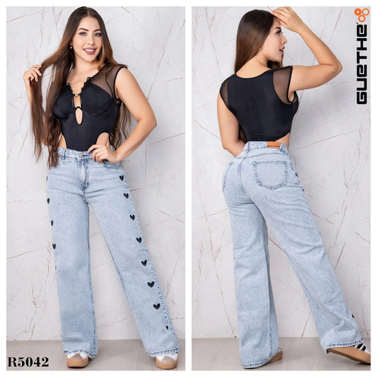 Jeans Bota Recta Rígido Mujer con Corazones Bordados R5042 - Guethe08 | Fábrica de Jeans