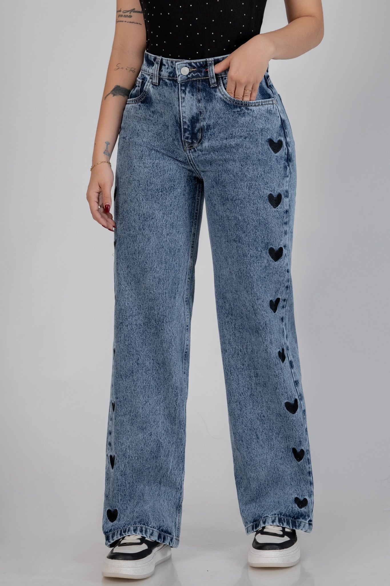 Jeans Bota Recta Rígido Mujer R5050 Corazones Bordados - Jeans Colombianos GUETHE08