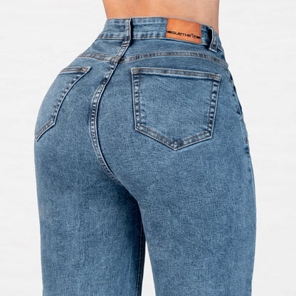 Jeans Bota Recta Strech Mujer con Mariposas Bordadas L6070 - Jeans Colombianos GUETHE08