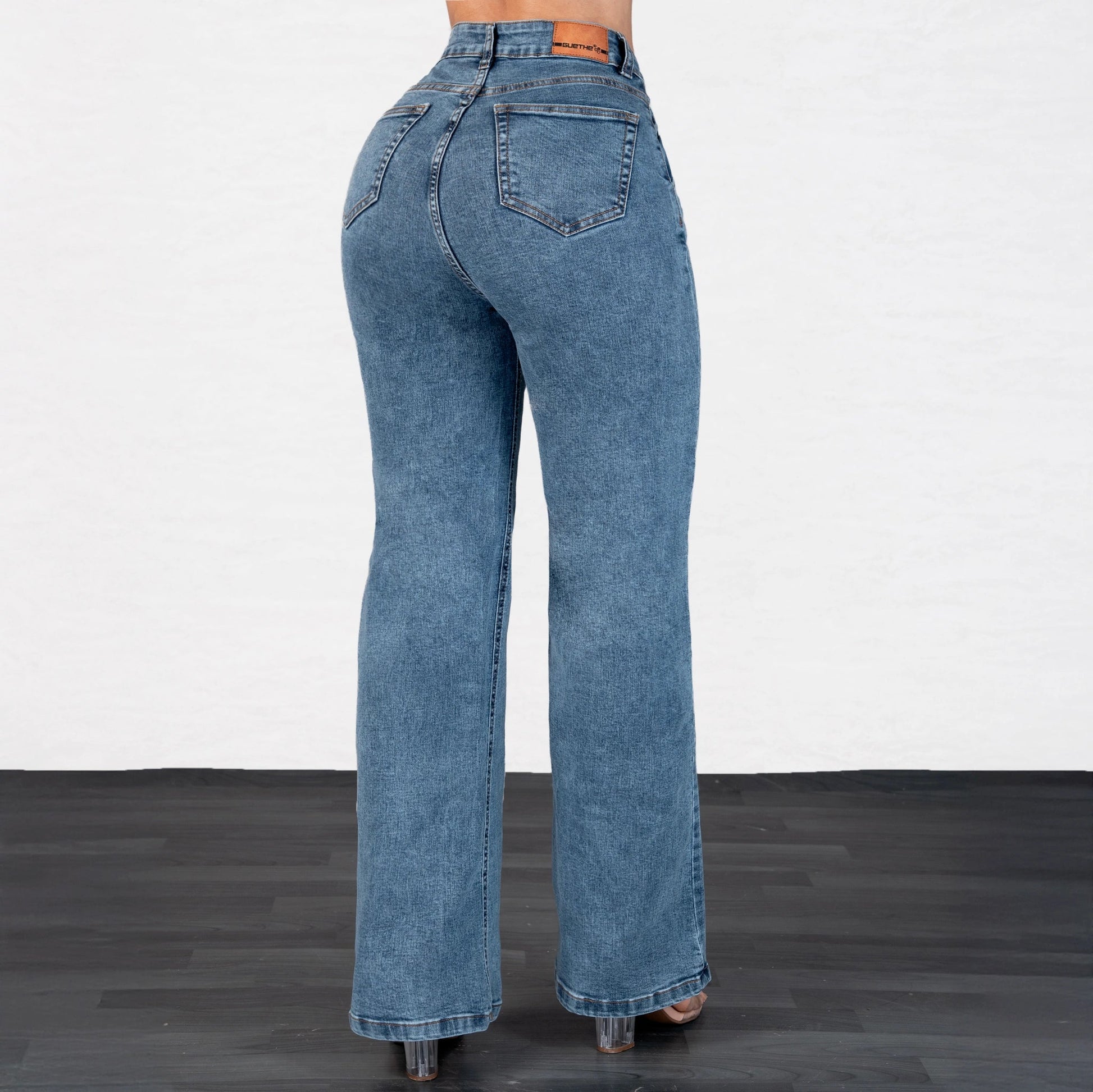 Jeans Bota Recta Strech Mujer con Mariposas Bordadas L6070 - Jeans Colombianos GUETHE08